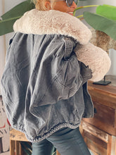 Load image into Gallery viewer, Autumn Winter Lapel Fleece on Cuffs Denim Jacket