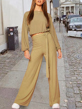 Load image into Gallery viewer, Women's Pullover Round Neck Knitted Solid Color Short Two-piece Suit