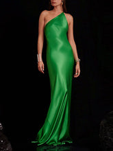 Load image into Gallery viewer, Fashion One-shoulder Elegant Maxi Dress