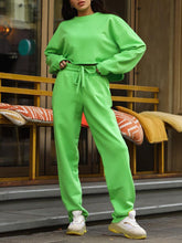 Load image into Gallery viewer, Fashion Crop Top Loose Pants Suit