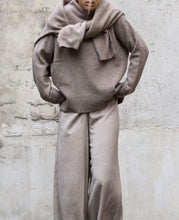 Load image into Gallery viewer, Loose Knit Top Silk Pants Two-piece Suit