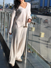 Load image into Gallery viewer, Elegant Temperament V-Neck Solid Color Women'S Knitted Suit