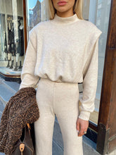 Load image into Gallery viewer, Elegant Stitching Knitting Two-Piece Suit