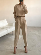Load image into Gallery viewer, Pure Color Round Neck Casual Two-Piece Suit