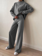 Load image into Gallery viewer, Soft Knit Round Neck Long Sleeve Solid Color Two-Piece Set