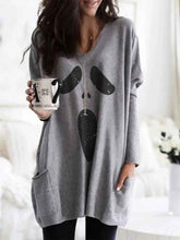 Load image into Gallery viewer, Women's Halloween Ghost Print Pocket T-shirt