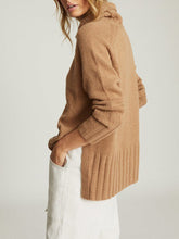Load image into Gallery viewer, Wool Cashmere Blend Roll Neck Sweater