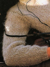 Load image into Gallery viewer, Women's Warm V-neck Knitted Sweater for Winter