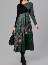 Load image into Gallery viewer, Fashion Casual Floral Print V-neck Long Sleeve Stitching Dress