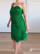 Load image into Gallery viewer, Fashion Sexy One-shoulder Fringed Midi Dress