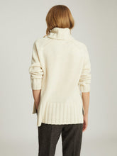 Load image into Gallery viewer, Wool Cashmere Blend Roll Neck Sweater
