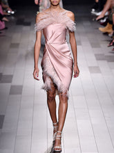 Load image into Gallery viewer, Fashion Sleeveless Feather Elegant Evening Dress