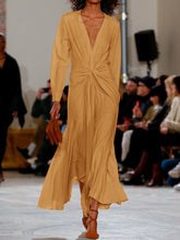 Load image into Gallery viewer, Fashion Casual Loose Solid Color Pleated Dress