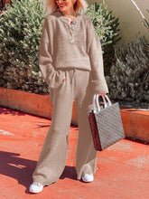Load image into Gallery viewer, Loose and Fashionable Long-sleeved Knitted Suit