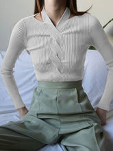 Load image into Gallery viewer, Solid Color Knitted Long Sleeve Sweater