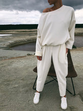 Load image into Gallery viewer, Fashion Casual Round Neck Long Sleeve Solid Color Two-piece Suit