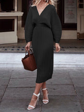 Load image into Gallery viewer, Fashion V-neck Long Sleeve Solid Color Two-piece Suit