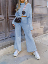 Load image into Gallery viewer, Fashionable Solid Color High Collar Warm and Leisure Two-piece Suit