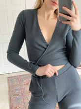 Load image into Gallery viewer, Women'S Casual Solid Color V-Neck Lace Knitted Two-Piece Suit