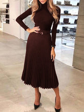 Load image into Gallery viewer, Fashion Retro Pleated Knitted Dress