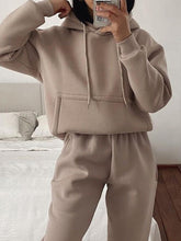 Load image into Gallery viewer, Pure Color Long Sleeve Simple Two-piece Suit