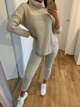 Load image into Gallery viewer, Turtleneck Sweater Loose Two-Piece Suit