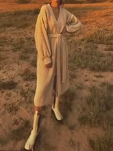 Load image into Gallery viewer, Fashion Simple Long Sleeve Comfortable Knitted Coat