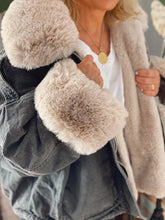 Load image into Gallery viewer, Autumn Winter Lapel Fleece on Cuffs Denim Jacket