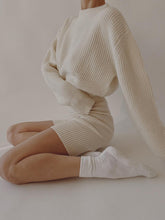 Load image into Gallery viewer, Fashion Long-sleeved Round Neck Knitted Solid Color Two-piece Suit