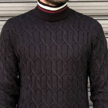 Load image into Gallery viewer, Men'S Fashion Contrast Black And White Casual Sweater