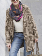 Load image into Gallery viewer, Fashionable Checkered Printing Women&#39;s Woolen Old Coat
