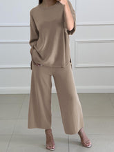 Load image into Gallery viewer, Women&#39;S Knitted Suit With Casual Loose Temperament
