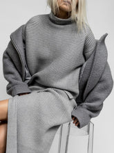 Load image into Gallery viewer, Pure Color Casual Turtleneck Sweater
