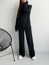 Load image into Gallery viewer, Solid Color Knit Two-Piece Suit

