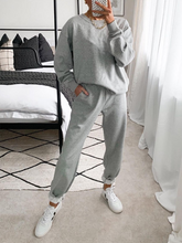 Load image into Gallery viewer, Pure Color Round Neck Casual Loose Two-piece Suit
