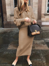 Load image into Gallery viewer, Fashion Solid Color Casual Comfortable Women'S Knitted Suit Skirt
