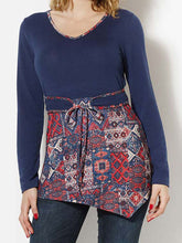 Load image into Gallery viewer, Printed V-Neck T-Shirt with Belt
