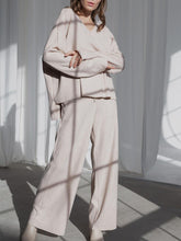 Load image into Gallery viewer, V-Neck Knitted Long Sleeve Loose Pants Suit
