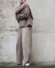 Load image into Gallery viewer, Loose Knit Top Silk Pants Two-piece Suit
