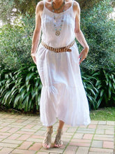 Load image into Gallery viewer, Elegant And Fashionable Solid Color Women&#39;S Suspender Long Dress
