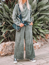 Load image into Gallery viewer, Fashion Loose Long Sleeve Two-Piece Suit
