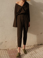 Load image into Gallery viewer, Pure Color V-neck Flared Sleeve Casual Loose Two-piece Suit
