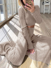 Load image into Gallery viewer, Fashion Casual Long Sleeve Loose Knit Two-Piece Suit
