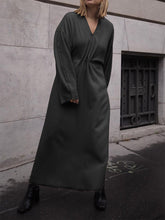 Load image into Gallery viewer, Fashion V-neck Solid Color Loose Casual Dress
