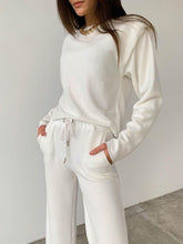 Load image into Gallery viewer, Cozy Shoulder Pads Long Sleeves Two-Piece Suit
