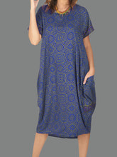 Load image into Gallery viewer, Casual Geometric Print Short Sleeve Round Neck Midi Dress
