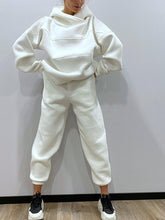 Load image into Gallery viewer, Women Solid Color Hoodie Loose Pant Two Piece Set
