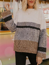 Load image into Gallery viewer, Casual Fashion Women&#39;S Color-Block Sweater Coat
