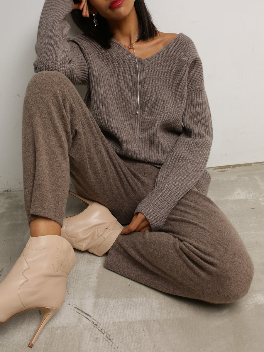 Women's V-neck Long Sleeve Knitted Casual Two-piece Suit