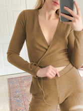 Load image into Gallery viewer, Women&#39;S Casual Solid Color V-Neck Lace Knitted Two-Piece Suit
